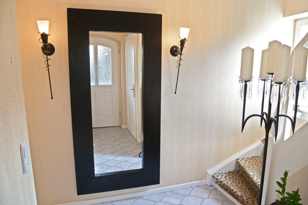 Lion Homestay Мюнхен Екстериор снимка