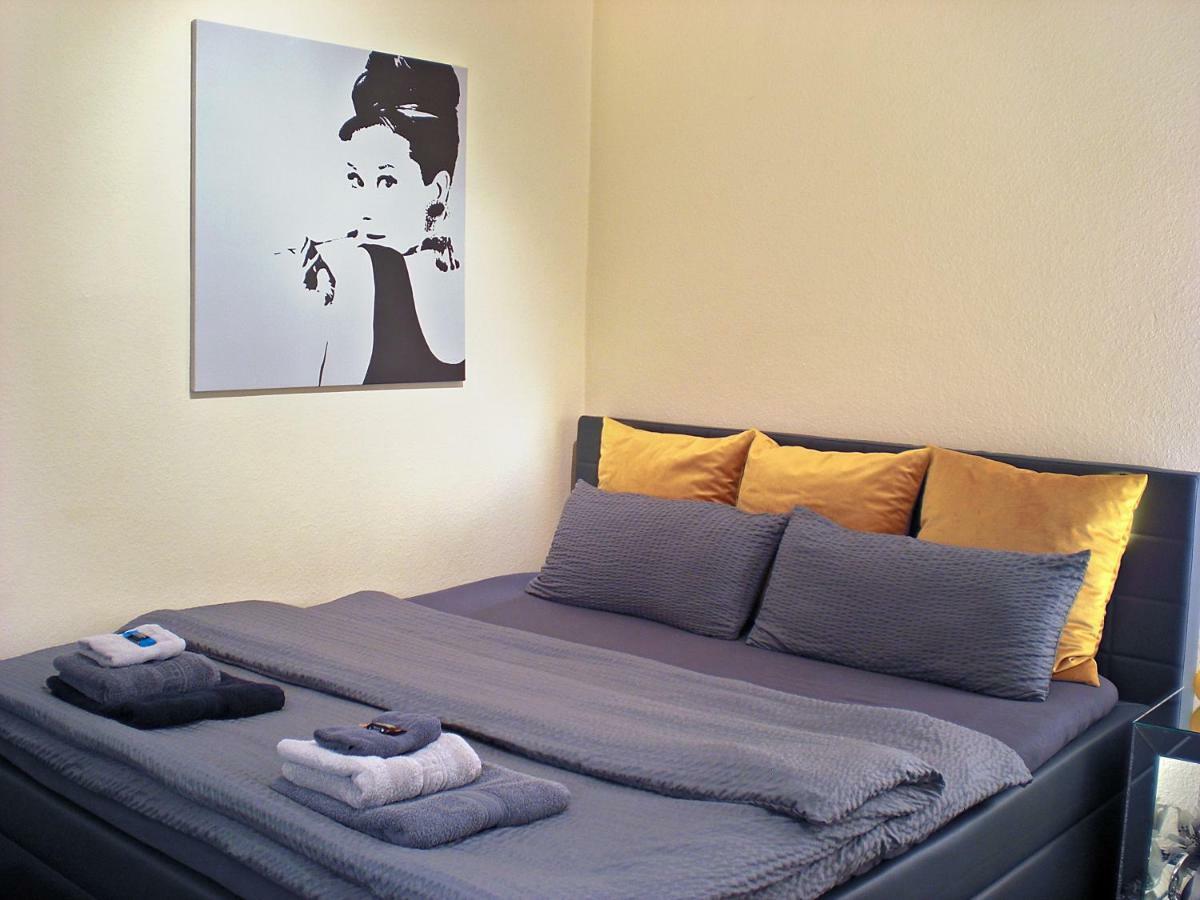 Lion Homestay Мюнхен Екстериор снимка